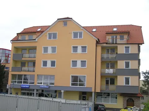 Polyfunkčný objekt, Senec - Krátka ul.