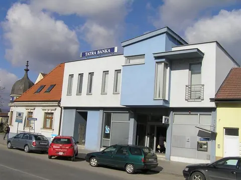Tatra Banka, Pezinok