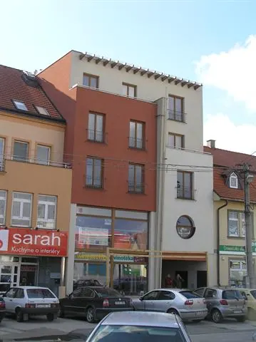 Polyfunkčný objekt, Pezinok